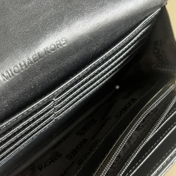 Michael Kors Quilted Black Wallet - Picture 5 of 15